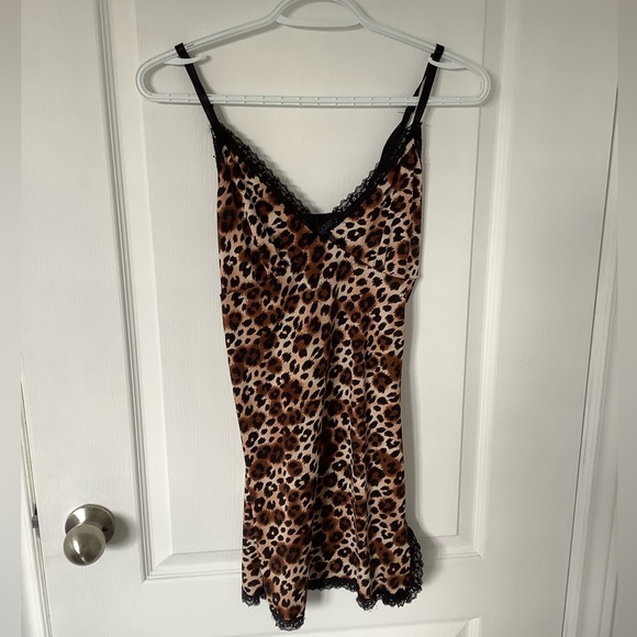 Brown and black cheetah print mini dress - Picture 1 of 3